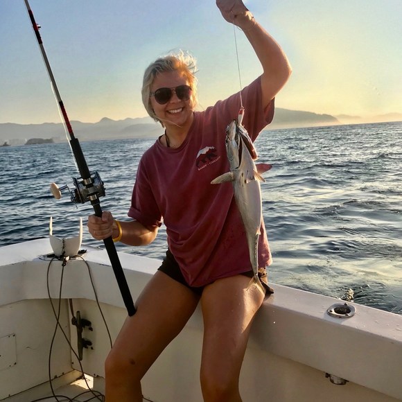 Meet your Posher, Julia - Picture 1 of 1